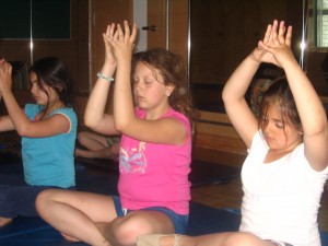 Yoga Kids Bob Abate 2007 057